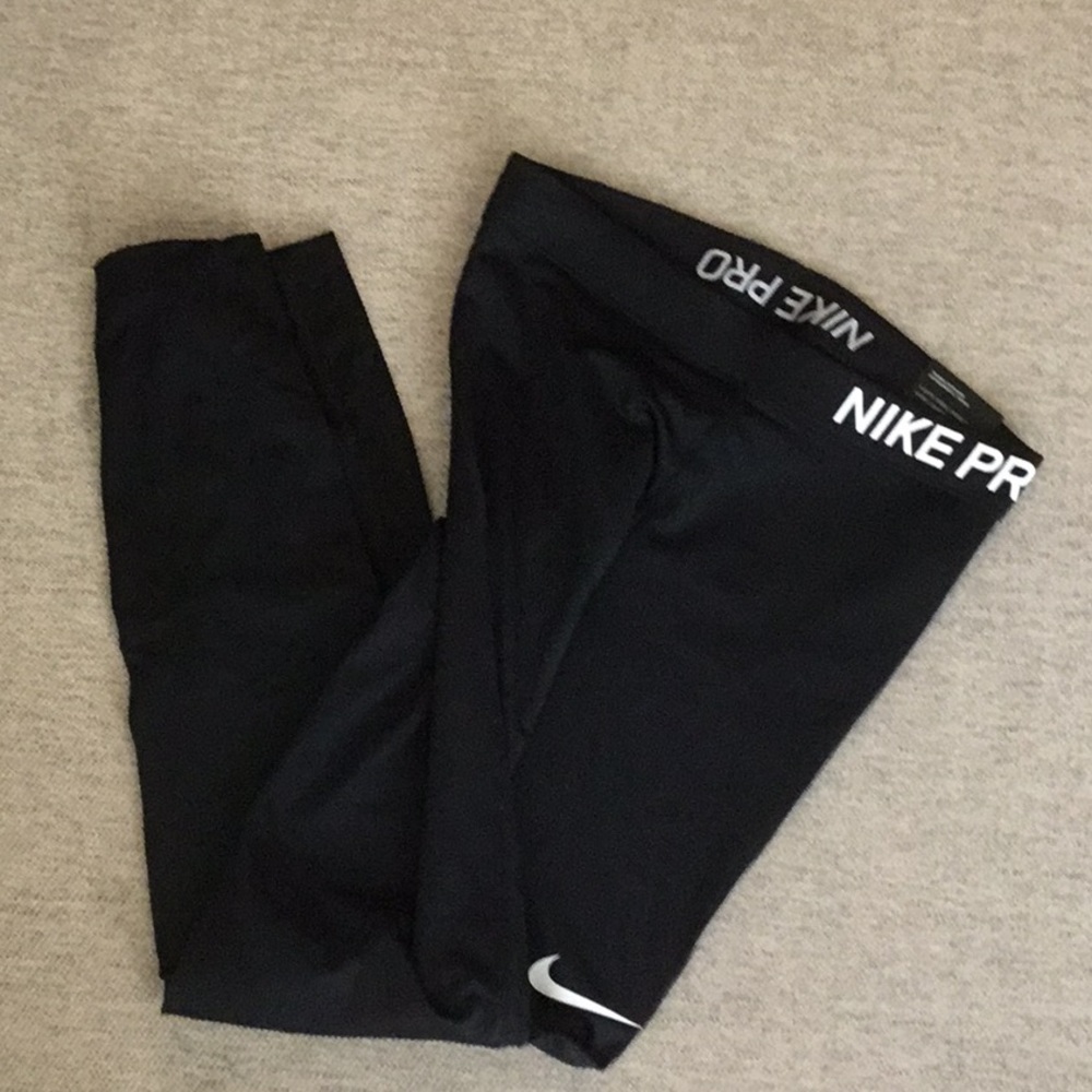 Classic Black Nike Pro Tights